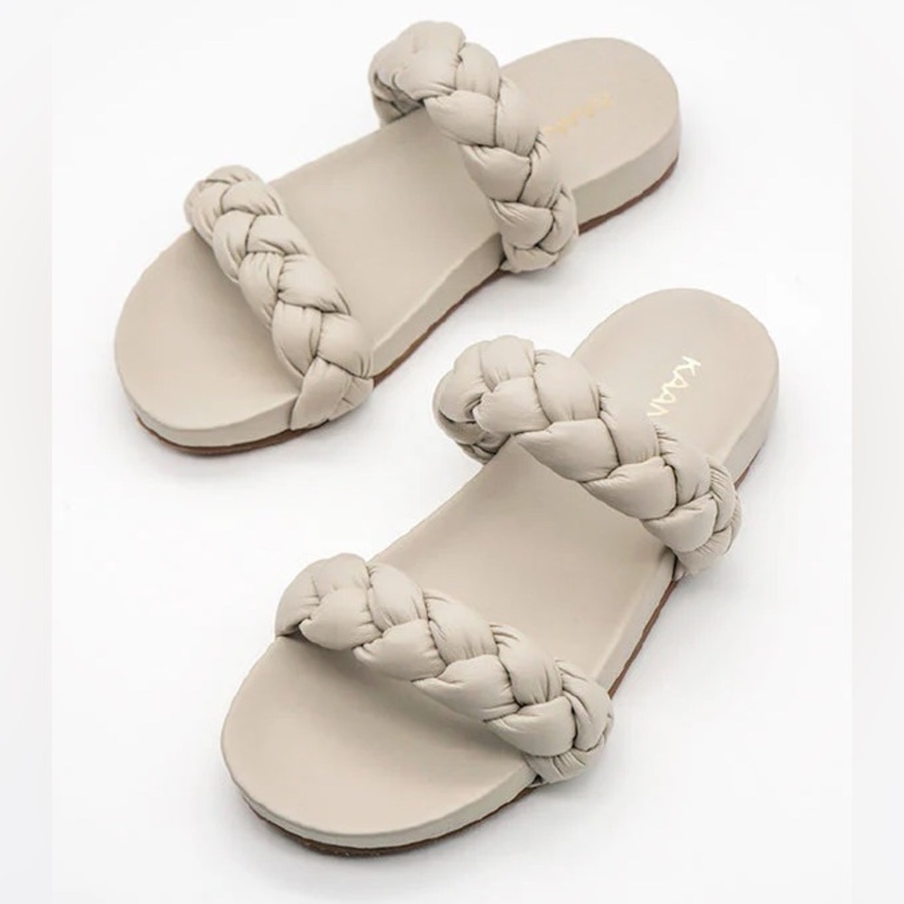Kaanas NIB Off-White Leather Chunky Braided Coco Sandal